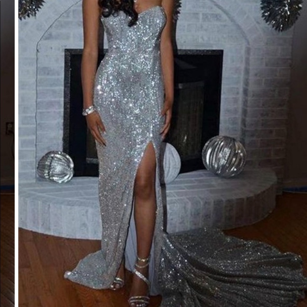 Sheath/Column Sequins Sleeveless Train Off the Shoulder Gown